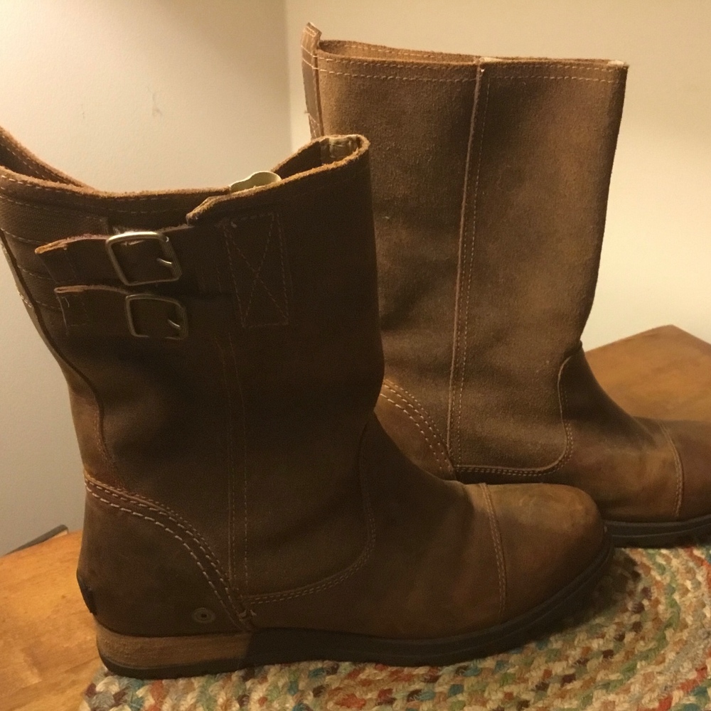 Sorel Leather Boots